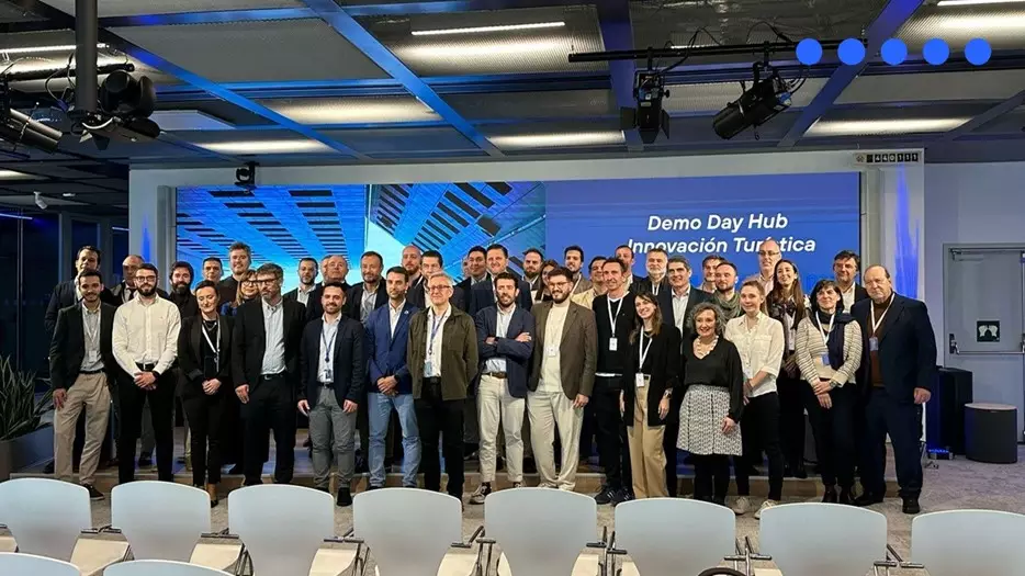 Un selecto ‘club’ de empresas e instituciones forman parte del Hub de Innovación Turístico (HIT) impulsado por Telefónica Empresas, cuyos representantes celebraron el Demo Day a finales de marzo. Puedes ver un fragmento de la presentación de Carlos de Miguel aquí: https://www.youtube.com/watch?v=bGldSK6GtRM 