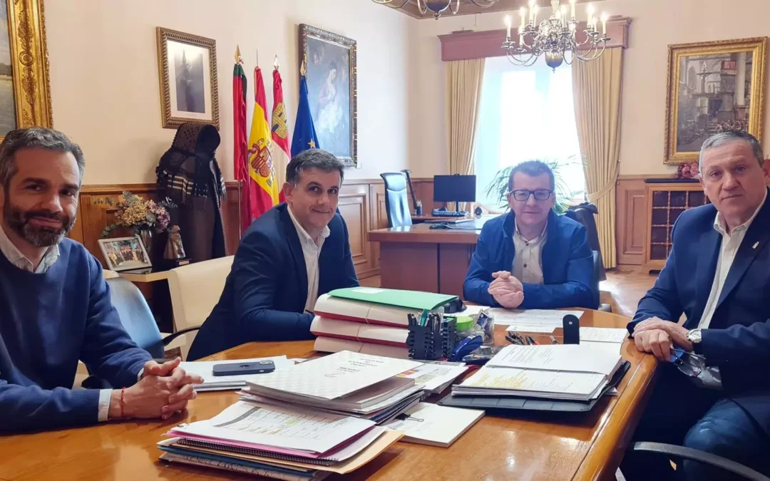 La Diputación zamorana presenta el proyecto del nuevo puente de Hermisende, que ha redactado Tecopysa
